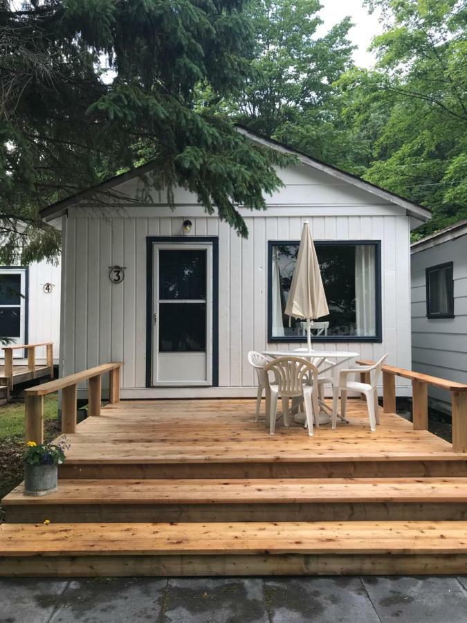 Beachside On Lake Muskoka Port Carling Exterior photo